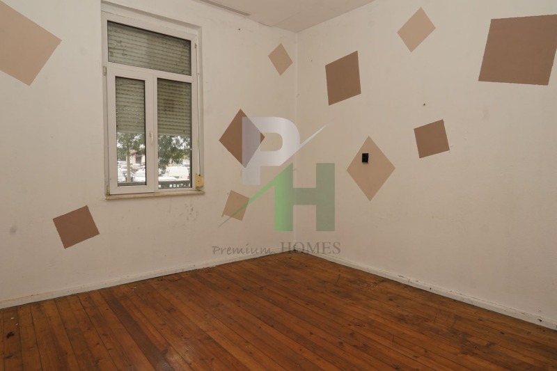 Продава  Къща град София , Оборище , 450 кв.м | 93787476 - изображение [4]