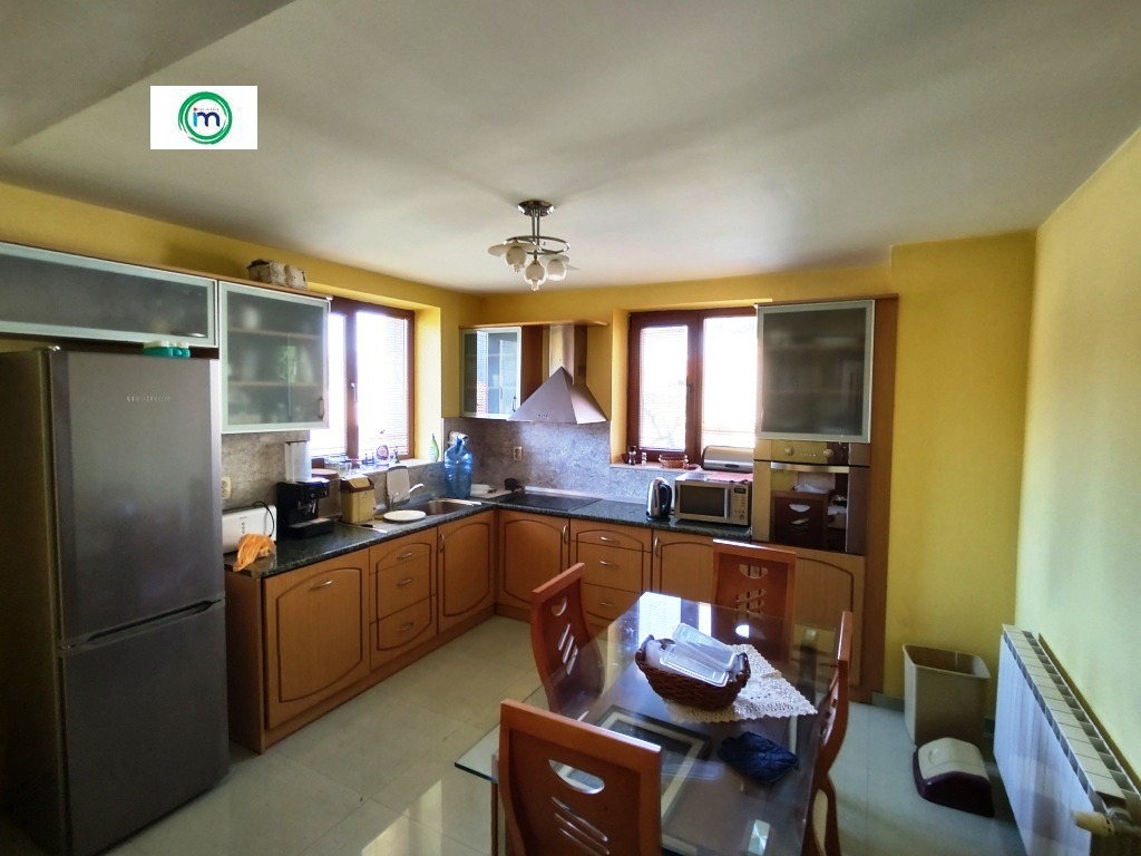 Продава КЪЩА, гр. Велинград, област Пазарджик, снимка 2 - Къщи - 54405273