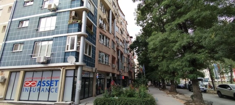 Продава  2-стаен град София , Лагера , 65 кв.м | 29386330