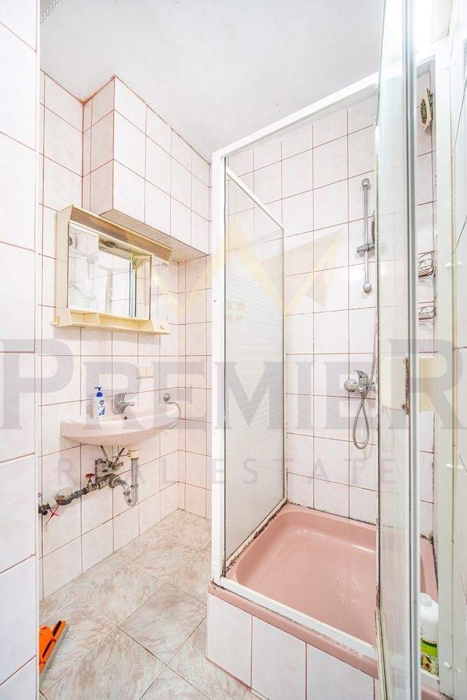 Продава  4-стаен град Варна , Лятно кино Тракия , 110 кв.м | 67940193 - изображение [13]