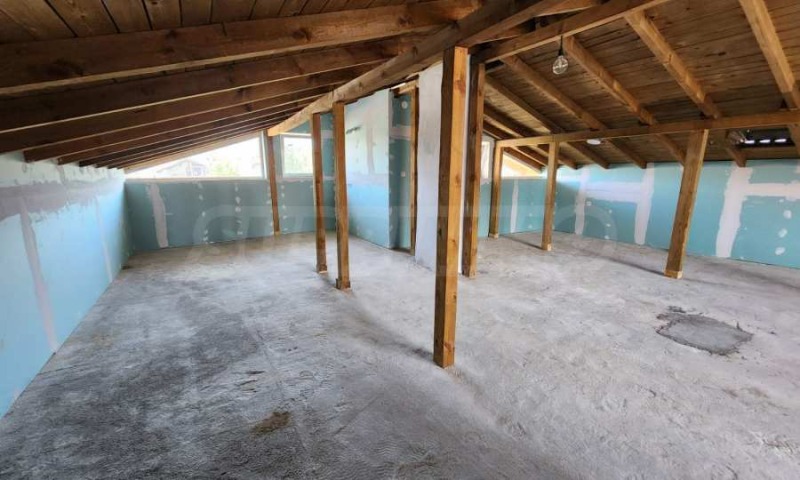 Продава КЪЩА, гр. Разлог, област Благоевград, снимка 12 - Къщи - 52539339