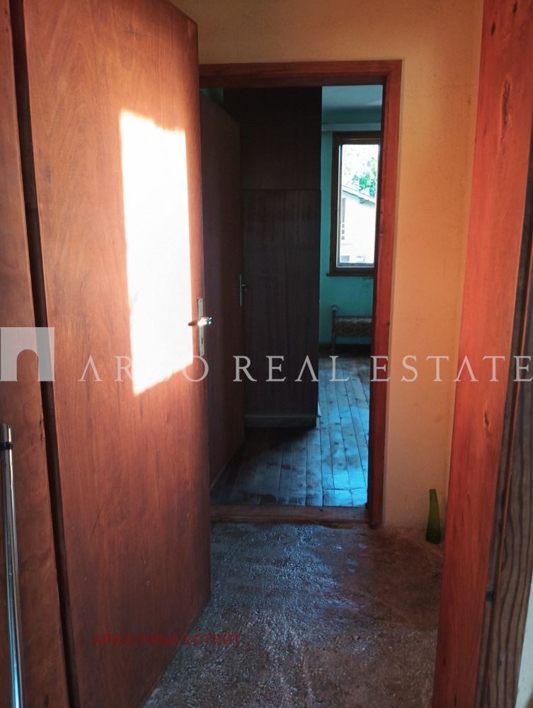 Продава КЪЩА, с. Опицвет, област София област, снимка 13 - Къщи - 55428825