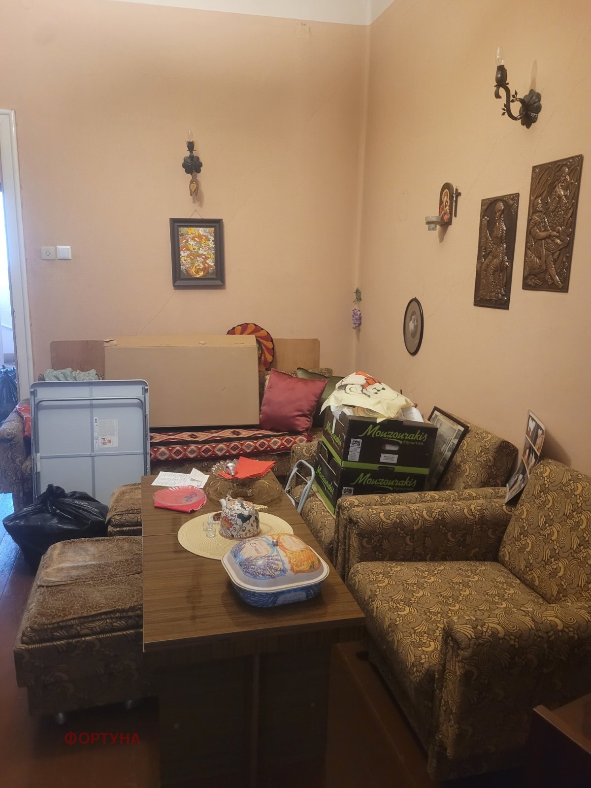 Продава ЕТАЖ ОТ КЪЩА, гр. Русе, Център, снимка 2 - Етаж от къща - 54405533