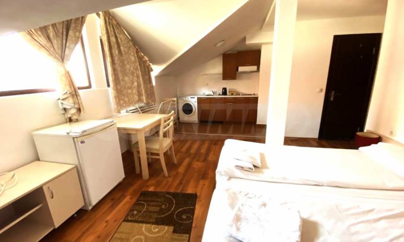 Продава 3-СТАЕН в област Благоевград, гр. Банско - 90 кв.м / 94 000 € » 183 848.02 лв., СУПРИММО ОФИСИ В СТРАНАТА
