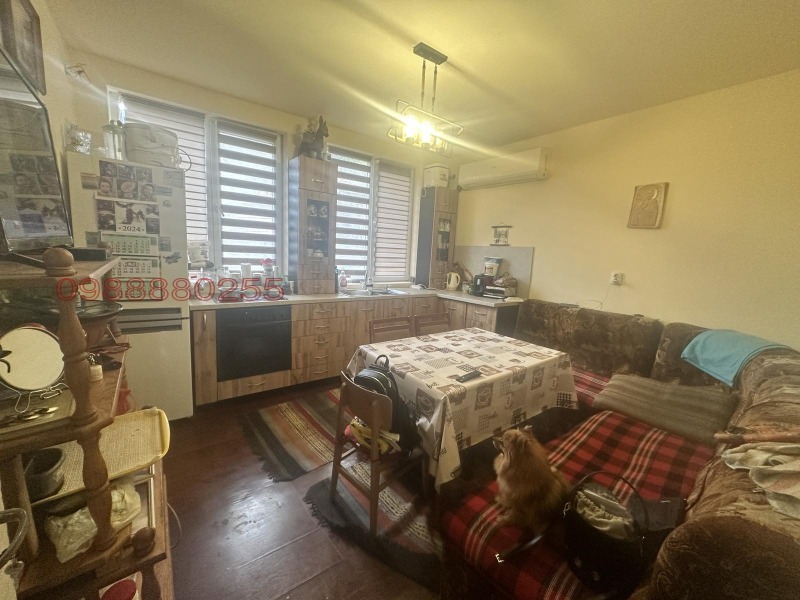 Продава КЪЩА в област Ловеч, с. Черни Осъм - 240 кв.м / 69 000 € » 134 952.27 лв.