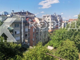 1 quarto Lozenec, Sofia