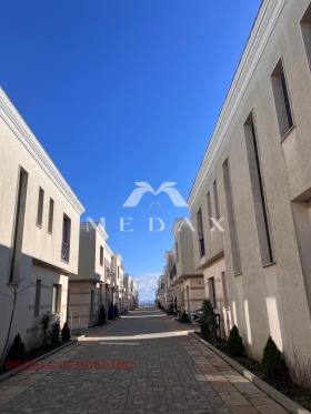 ������ ������� ����