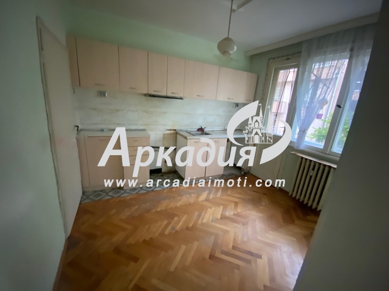 Til salg  1 soveværelse Plovdiv , Tsentar , 62 kvm | 83592090 - billede [3]