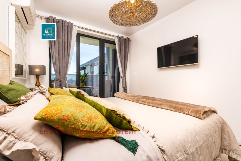 Продава  2-стаен град Пловдив , Център , 70 кв.м | 64125643 - изображение [8]