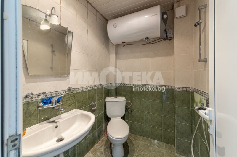 Продава 3-СТАЕН, гр. Варна, Зимно кино Тракия, снимка 10 - Aпартаменти - 49050920