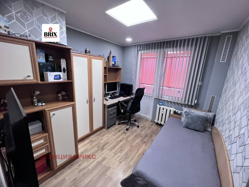 Продаја  2 спаваће собе Русе , Чародејка - Јyг , 82 м2 | 31279192 - слика [2]