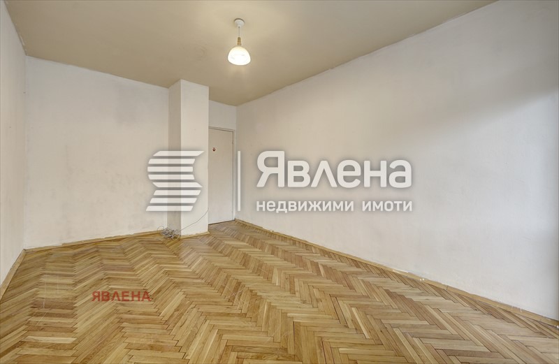 Продава 3-СТАЕН, гр. София, Център