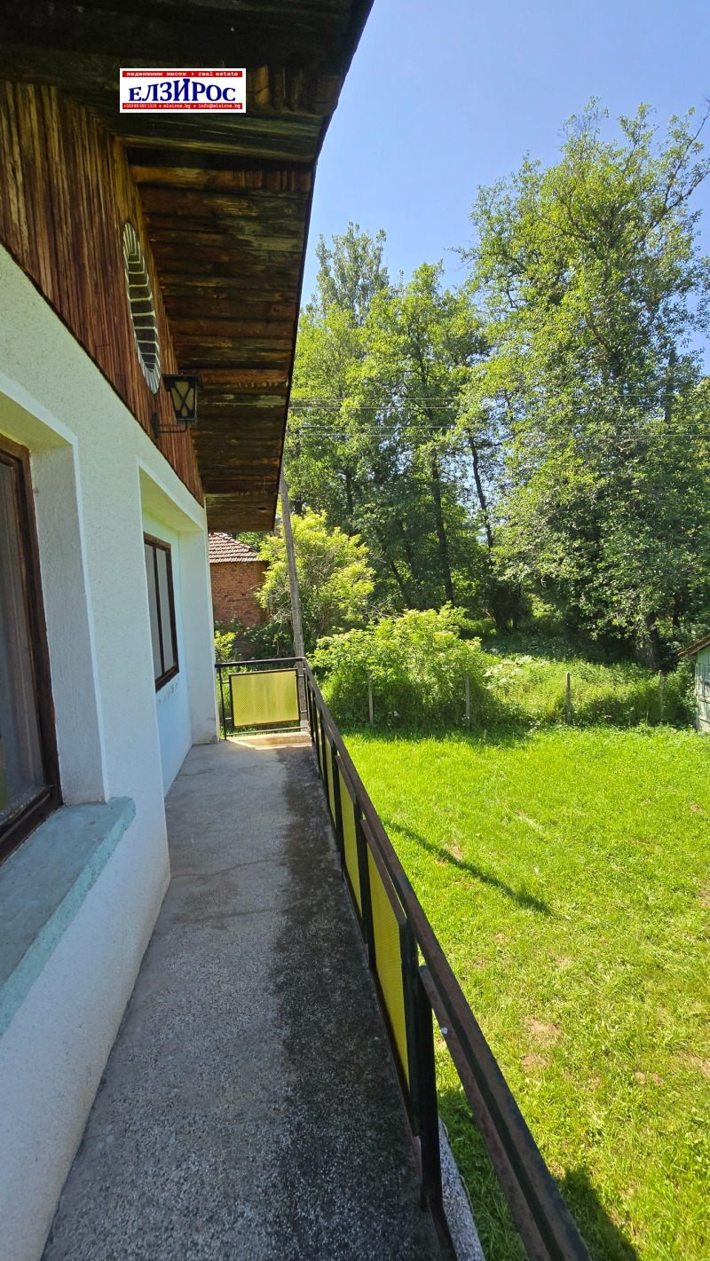 Продава КЪЩА, с. Долно село, област Кюстендил