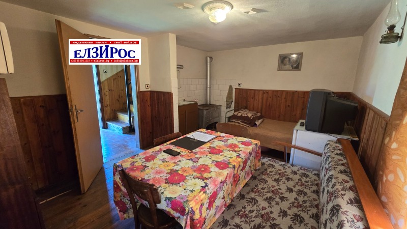 Продава КЪЩА, с. Долно село, област Кюстендил, снимка 3 - Къщи - 52996244