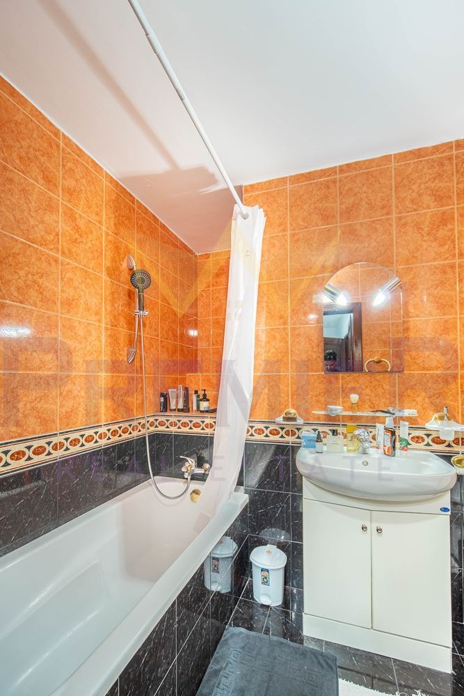 Продава КЪЩА, гр. Варна, м-т Долна Трака, снимка 14 - Къщи - 55044319