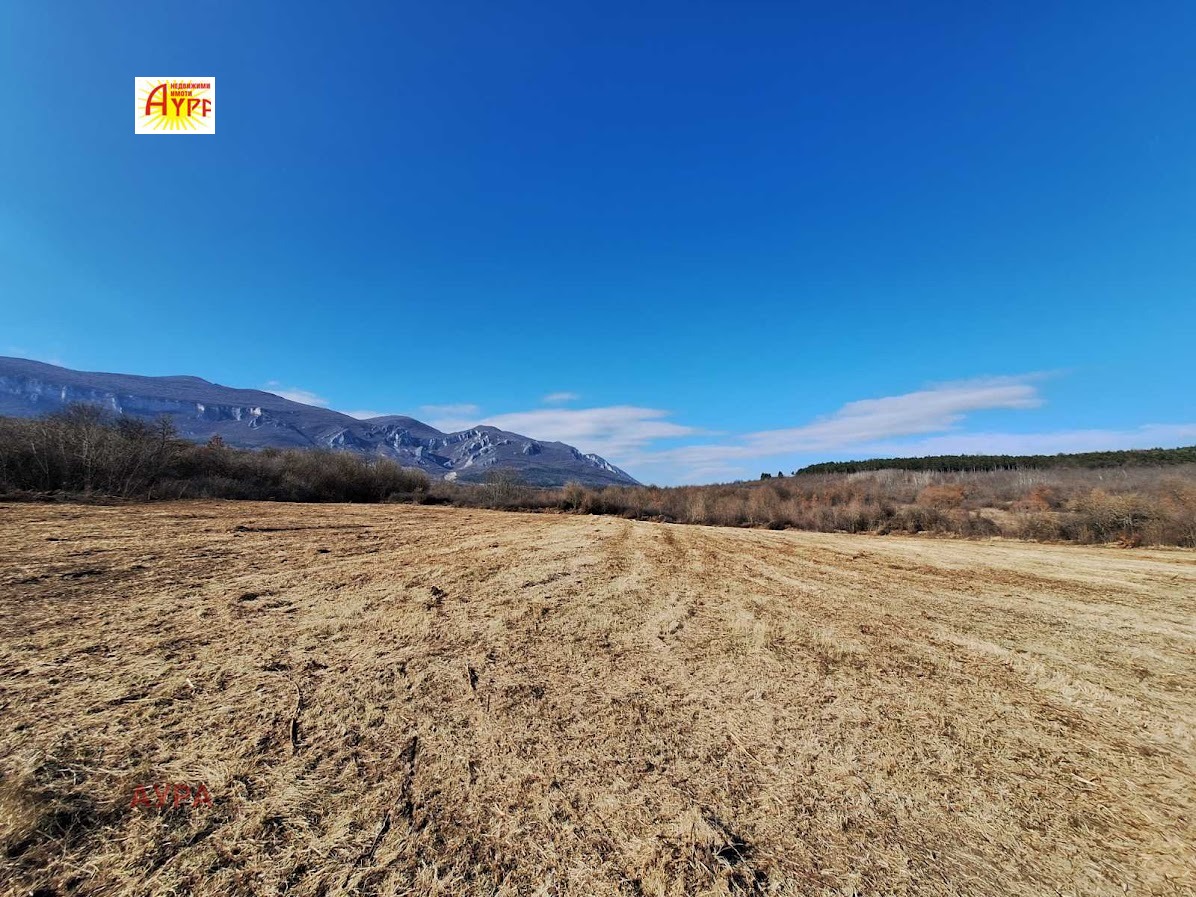 Продава ЗЕМЕДЕЛСКА ЗЕМЯ | Imot.bg — изображение 2