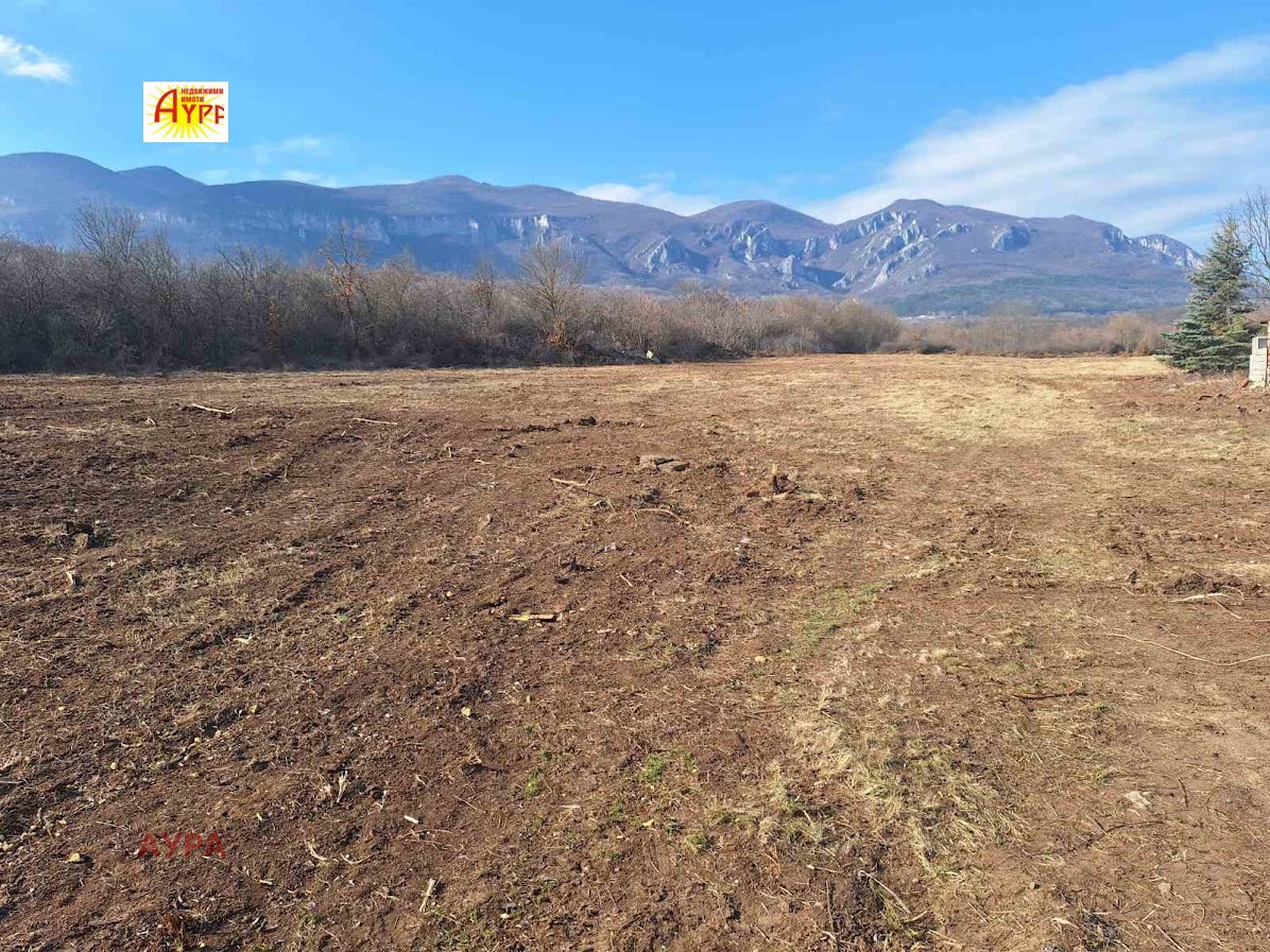 Продава ЗЕМЕДЕЛСКА ЗЕМЯ | Imot.bg — изображение 9