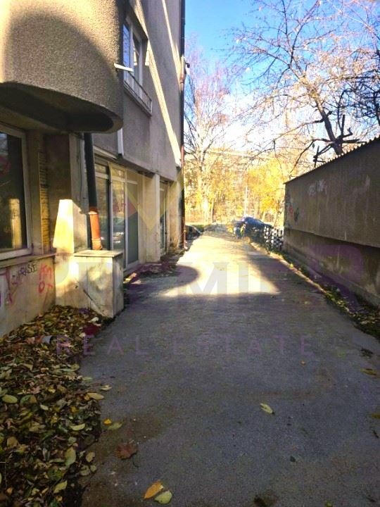 Продава ОФИС, гр. София, Лозенец, снимка 14 - Офиси - 53004854