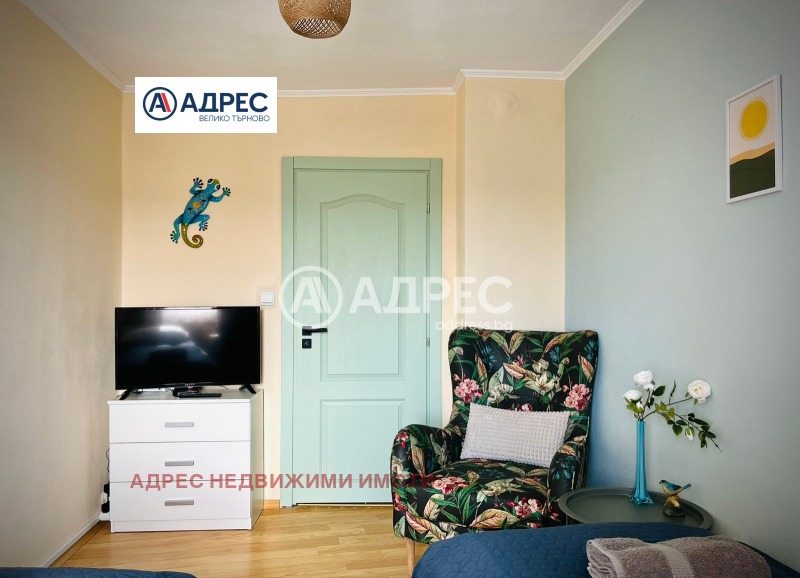 Продава ЕТАЖ ОТ КЪЩА, гр. Велико Търново, Стара част, снимка 5 - Етаж от къща - 52750828