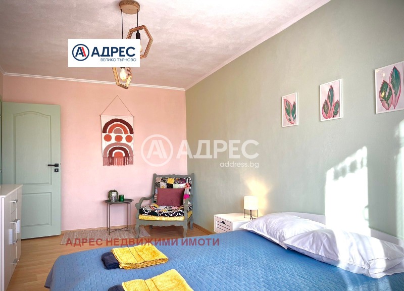 Продава ЕТАЖ ОТ КЪЩА, гр. Велико Търново, Стара част, снимка 3 - Етаж от къща - 52750828