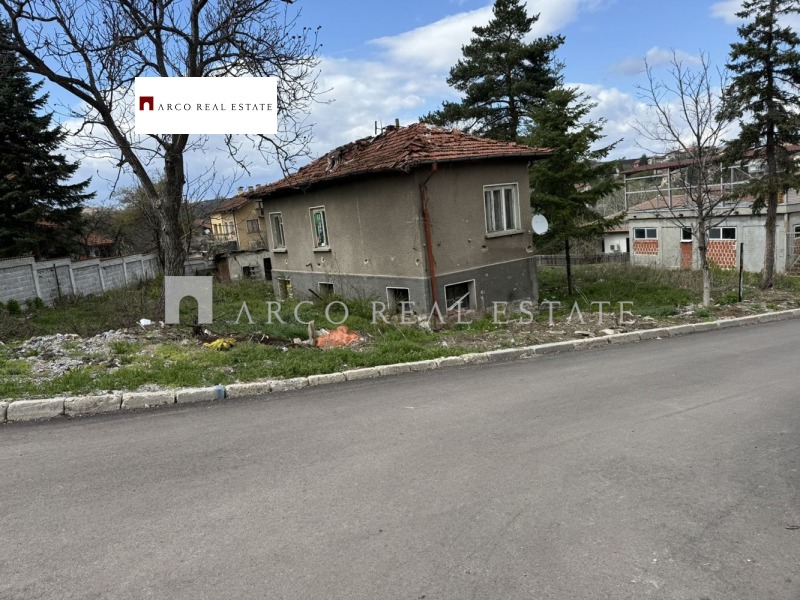 Продава КЪЩА, гр. София, гр. Банкя