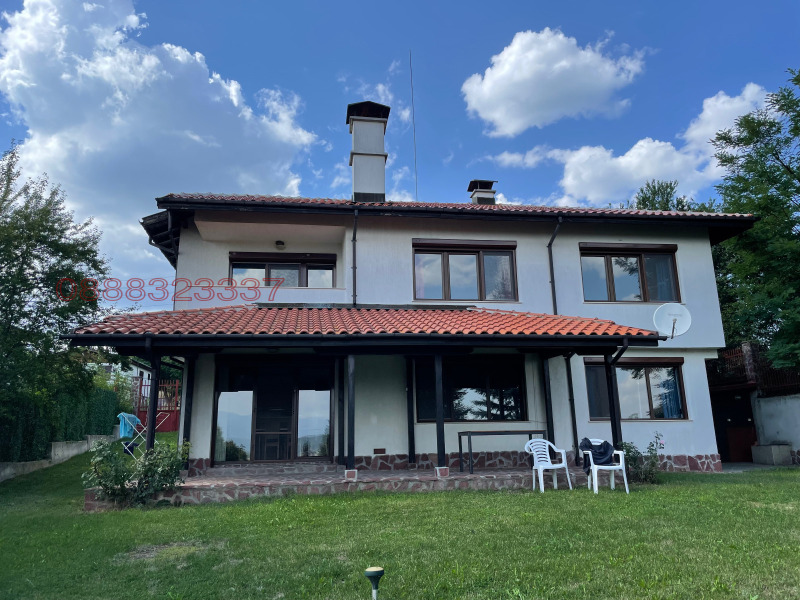 In vendita  Villa regione Sofia , Rajovo , 240 mq | 49927819
