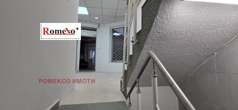 Продава МАГАЗИН, гр. Пловдив, Център, снимка 10 - Магазини - 52629437