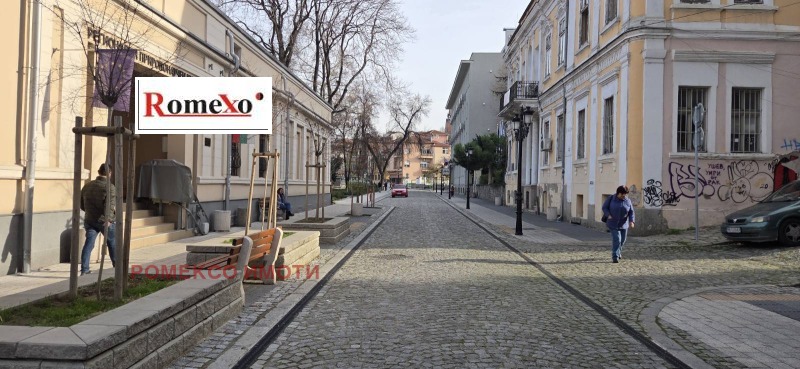 Продава МАГАЗИН, град Пловдив, Център • 68000 € / 132996.44 лв. • 92220262 1