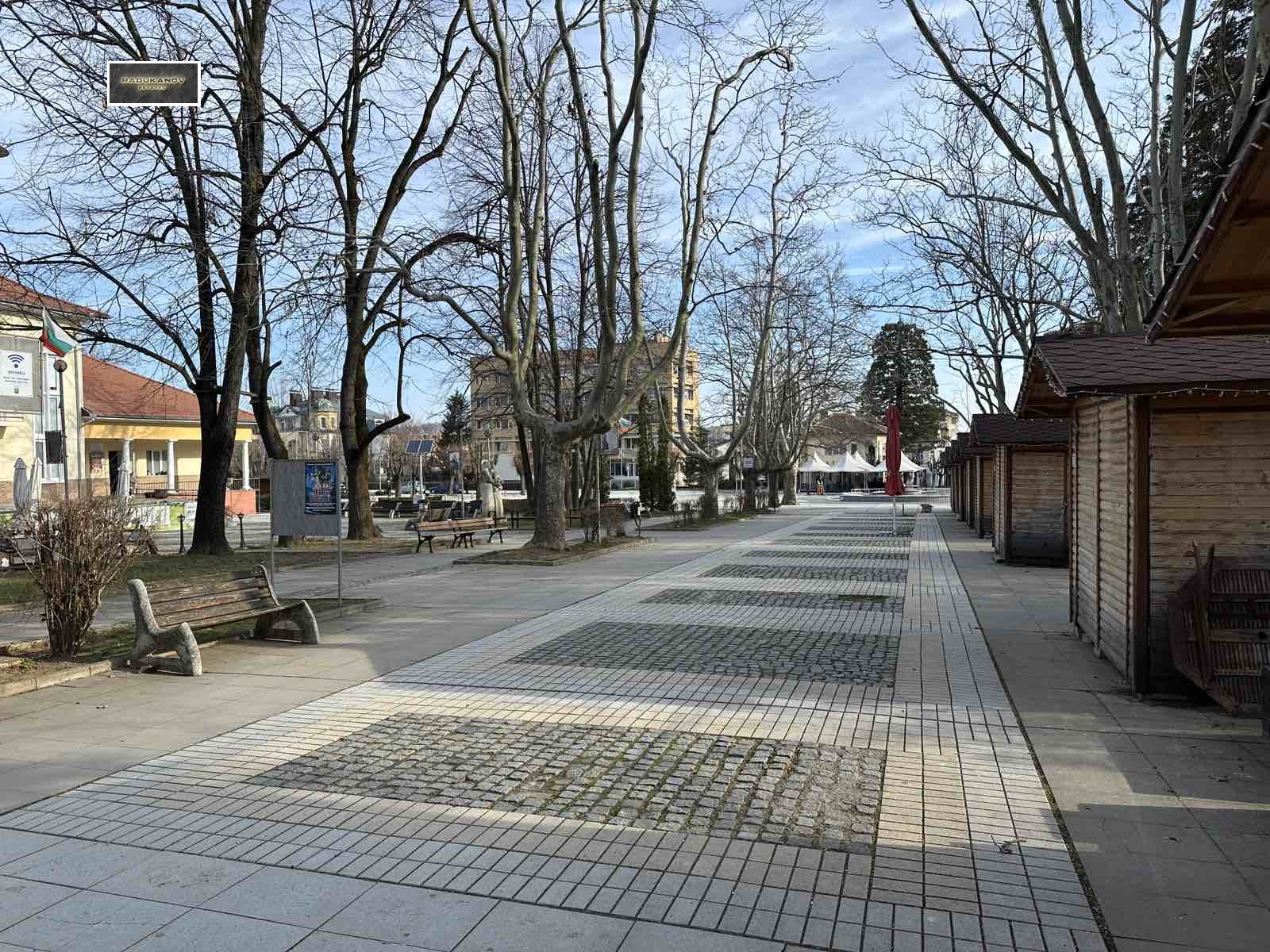 Продава КЪЩА, гр. Вършец, област Монтана