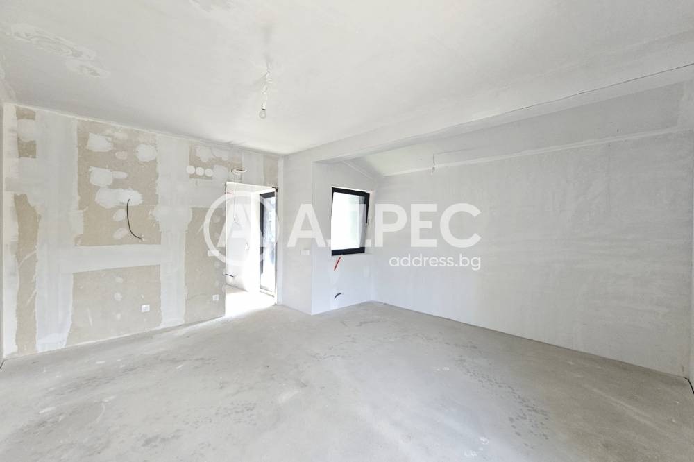 Продава КЪЩА, гр. София, м-т Камбаните, снимка 11 - Къщи - 54200948