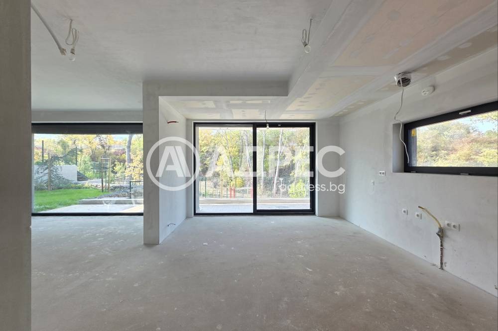 Продава КЪЩА, гр. София, м-т Камбаните, снимка 8 - Къщи - 54200948