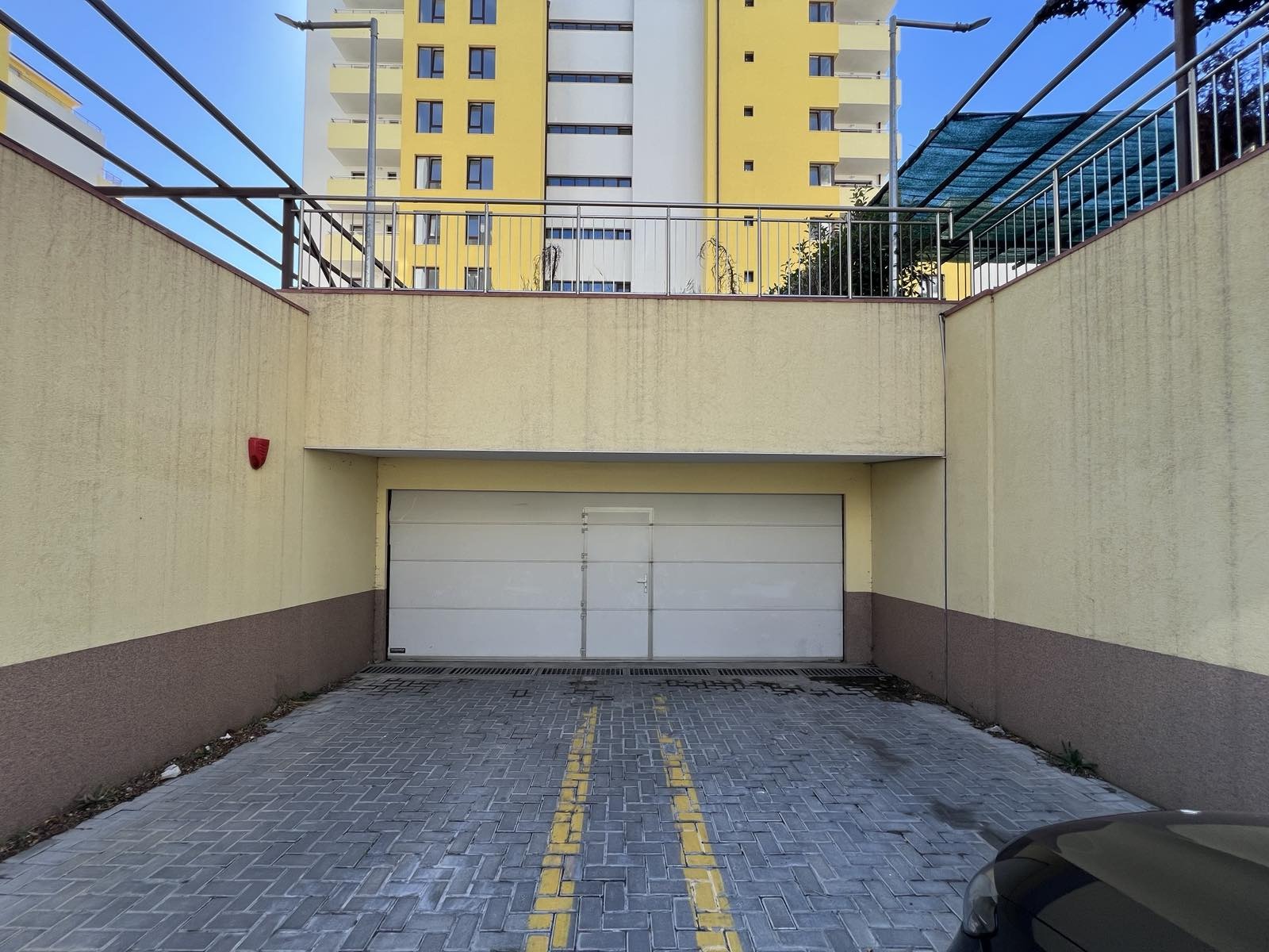 Продава ГАРАЖ, ПАРКОМЯСТО, гр. Варна, Победа