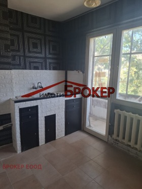 Продава 2-стаен град Сливен Сини камъни - [1] 