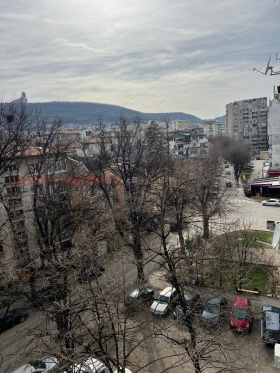 Многостаен град Шумен, Център 12