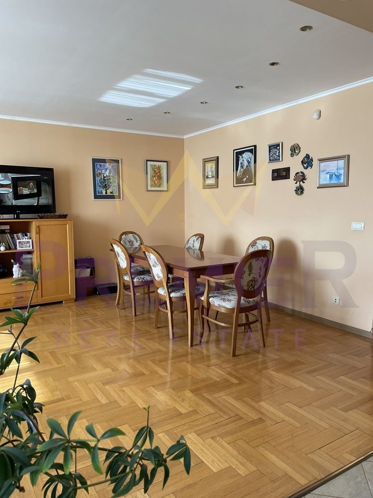 Продава  3-стаен град Варна , Бриз , 120 кв.м | 58304284 - изображение [2]