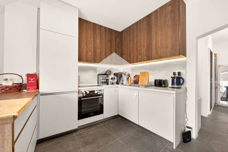 Продава  3-стаен град Варна , Лятно кино Тракия , 95 кв.м | 24632131 - изображение [2]