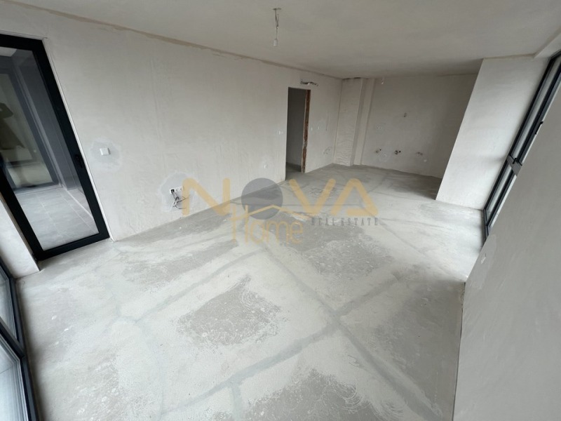 Продава 3-СТАЕН, гр. Варна, Бриз, снимка 2 - Апартаменти - 52834439