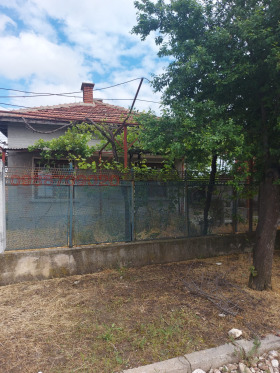 Обява Продава КЪЩА,с. Скутаре, област Пловдив