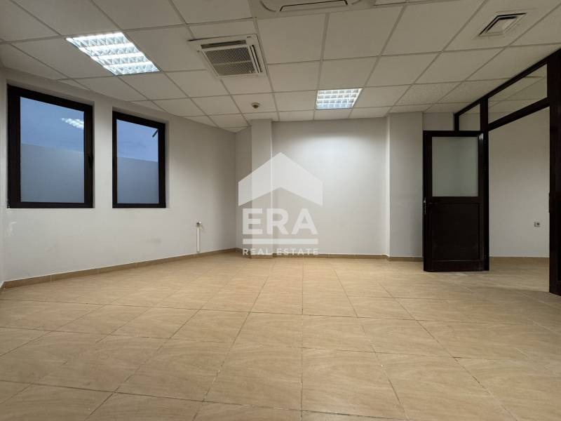 Satılık  Ofis Ruse , Centar , 37 metrekare | 61464344 - görüntü [3]