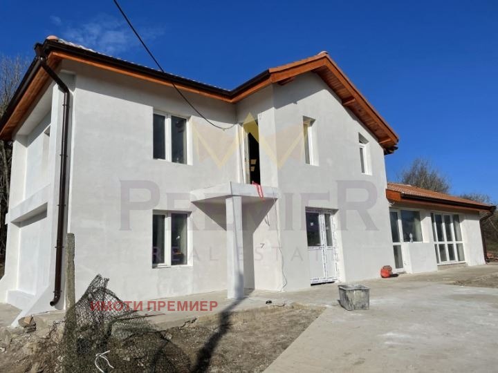 Продава КЪЩА, с. Изгрев, област Варна, снимка 5 - Къщи - 55573201