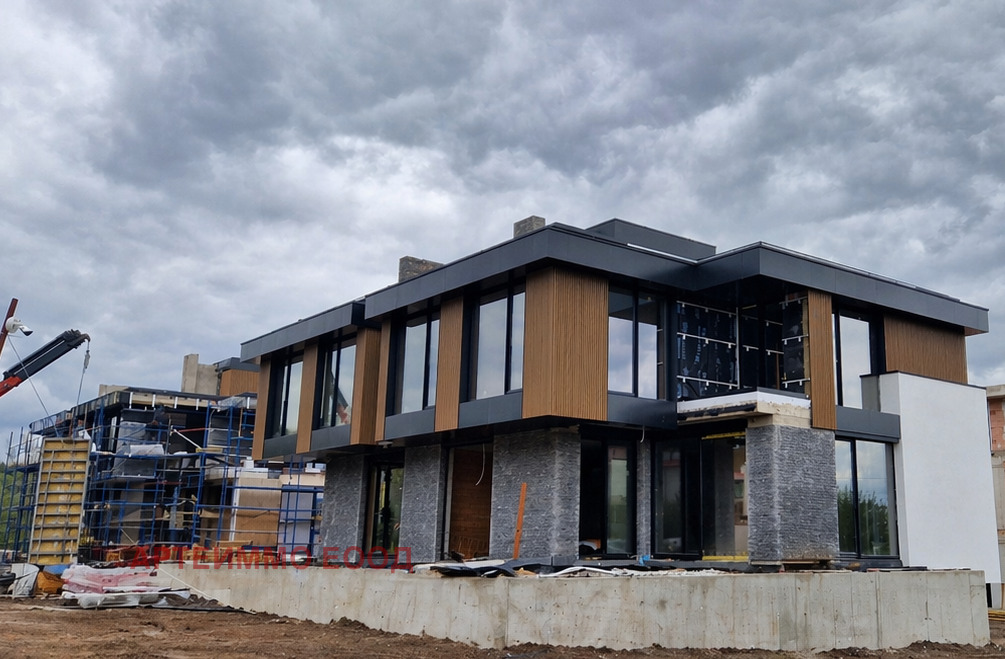 Продава КЪЩА, гр. София, в.з.Малинова долина - Герена