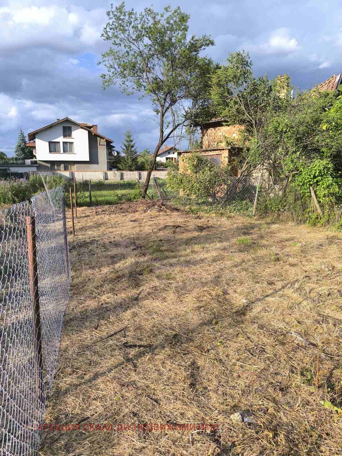 Продава КЪЩА, с. Караполци, област София област, снимка 9 - Къщи - 55275780