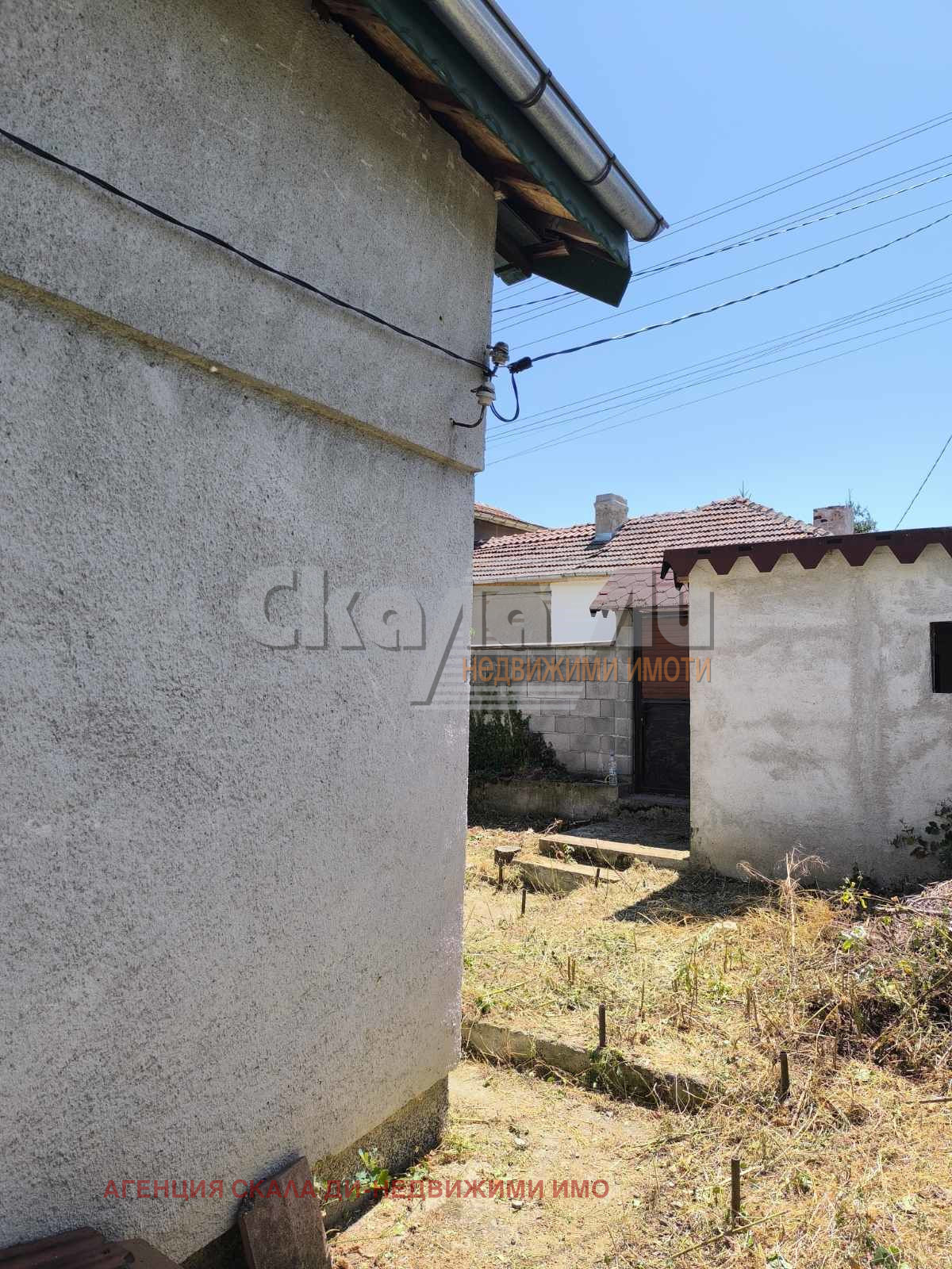 Продава КЪЩА, с. Караполци, област София област, снимка 2 - Къщи - 55275780