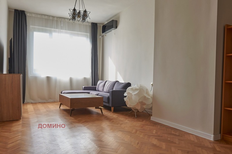 Продава 3-СТАЕН в град Пловдив, Център - 77 кв.м / 220 000 € » 430 282.60 лв., ДОМИНО