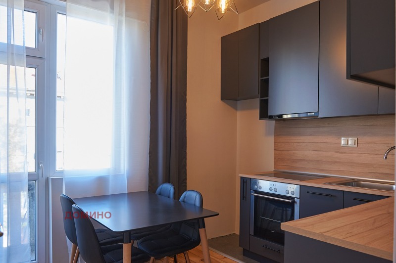 Продава 3-СТАЕН, гр. Пловдив, Център, снимка 5 - Апартаменти - 53044744