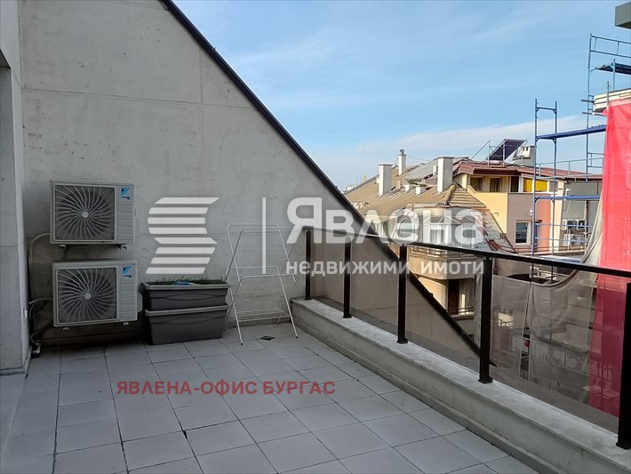 Продава 3-СТАЕН, гр. Бургас, Център, снимка 5 - Апартаменти - 53091955