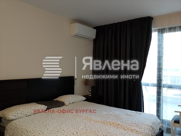 Продава 3-СТАЕН, гр. Бургас, Център, снимка 13 - Апартаменти - 53091955