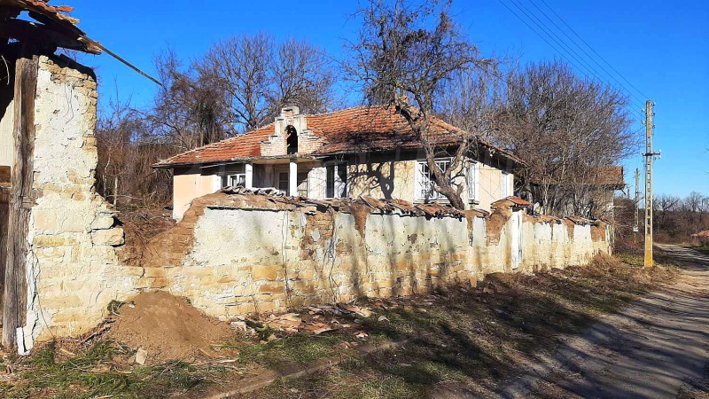 Продава КЪЩА, с. Сушица, област Велико Търново, снимка 2 - Къщи - 41019779