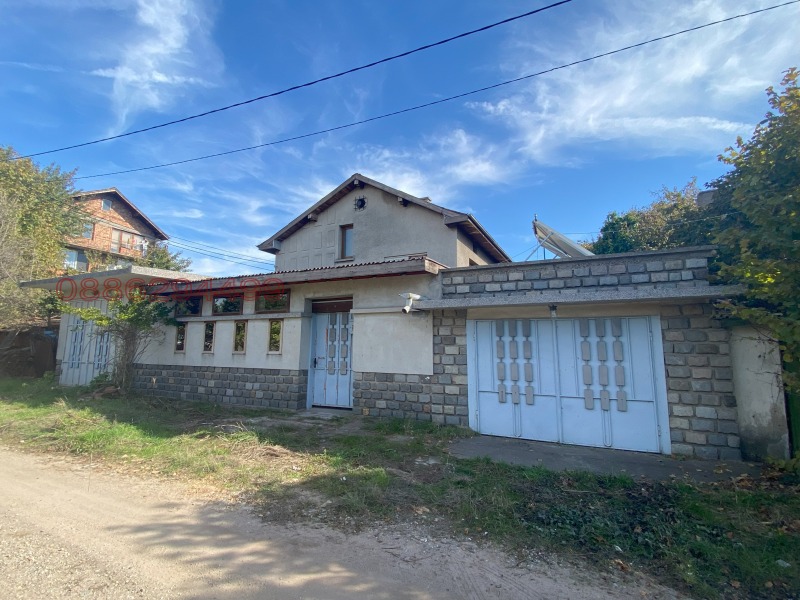 Продава  Къща град София , с. Чепинци , 162 кв.м | 28656619