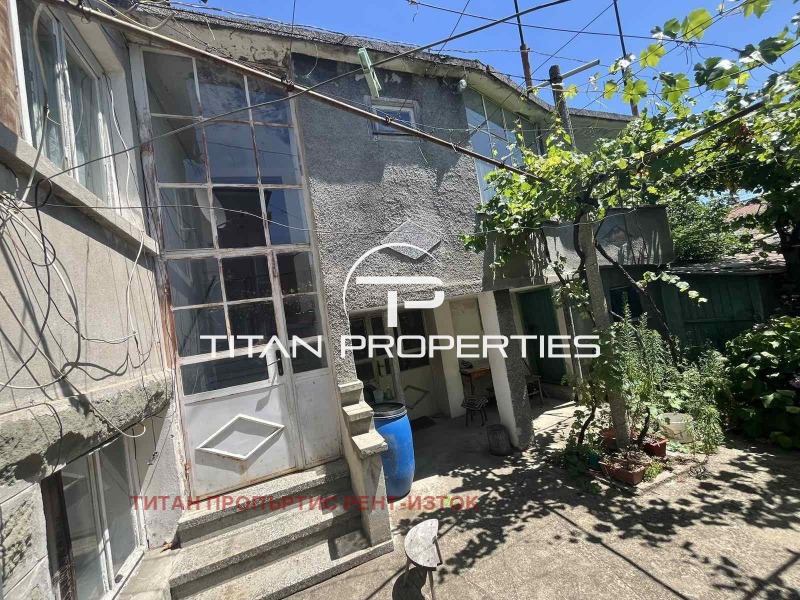 Продава КЪЩА, гр. Айтос, област Бургас, снимка 9 - Къщи - 50796596